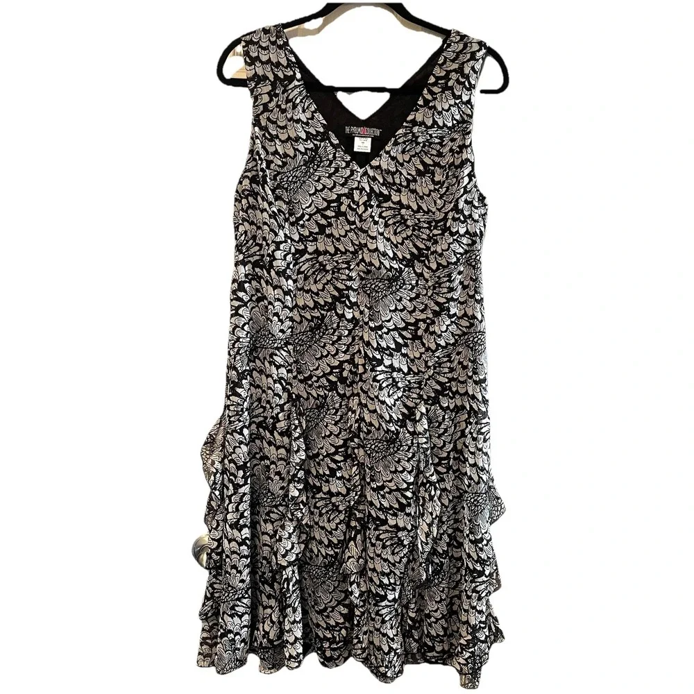 Pyramid Collection Women's L Sleeveless Flowy Dress Drop Waist V Neck Ruffle - Picture 1 of 14